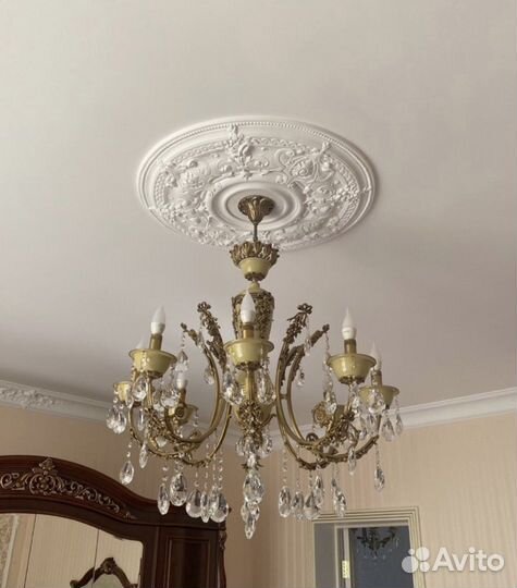 Бронзовая люстра