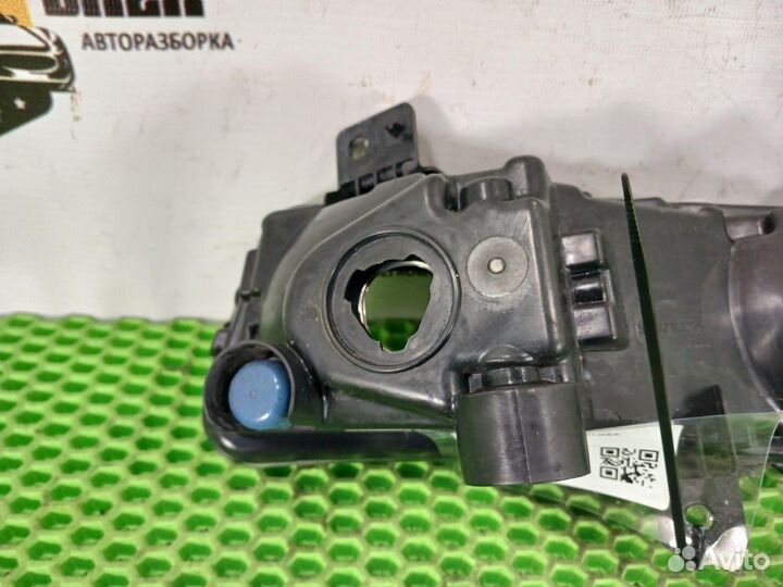 Фара противотуманная левая L