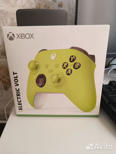 Продам геймпад Xbox Wireless Controller
