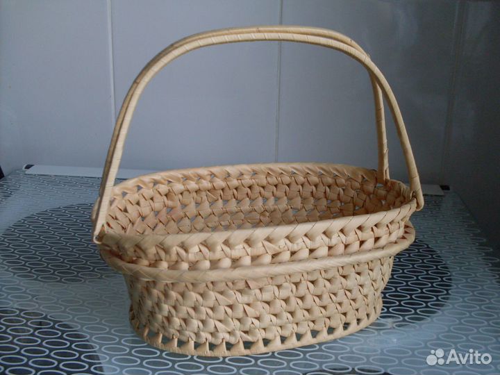 Корзиночка подарочная плетеная
