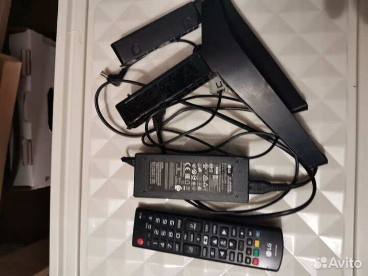 Блок питания и пульт для телевизора lg 43/49