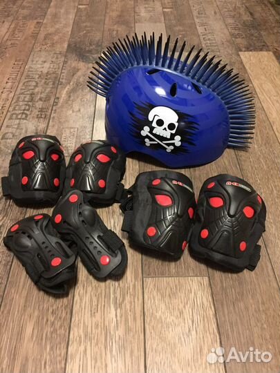 Защитный шлем