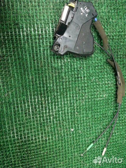 Замок двери передний левый Toyota Corolla 9 E120