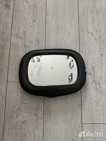 Зеркало контроля за ребенком в автомобиле