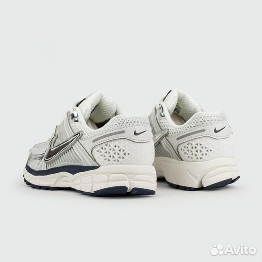 Кроссовки Nike Zoom Vomero 5