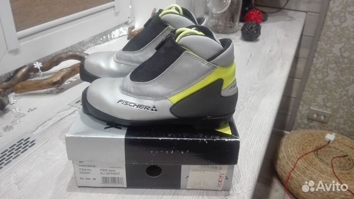 Ботинки Fischer д/беговых лыж р. 36