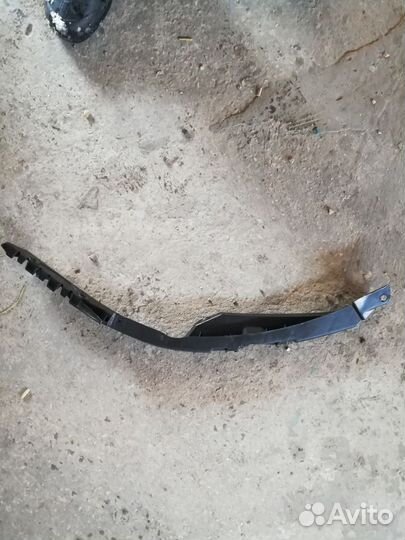 Шкода октавия а5 крепление бампера