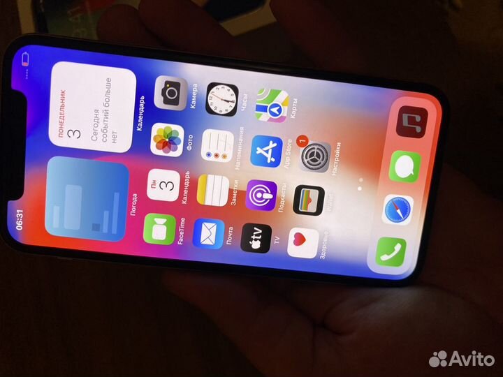 iPhone X, 64 ГБ