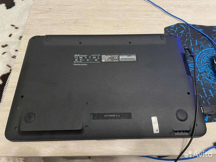 Ноутбук Asus D540Y