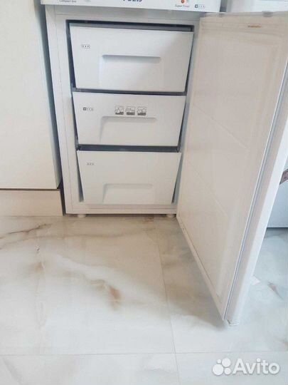 Морозильная камера Pozis. Б/у 1 сезон. как новая