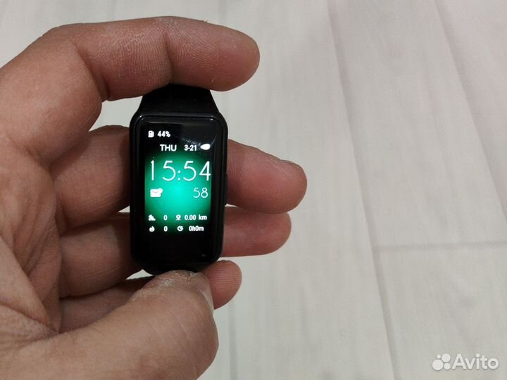 Honor band 6 смарт браслет