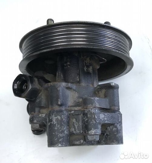 Насос гур Тойота Превия 1993г 2.4л 96кВт бензин