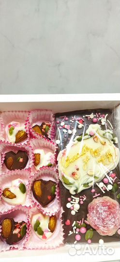 Шоколадные наборы ручной работы