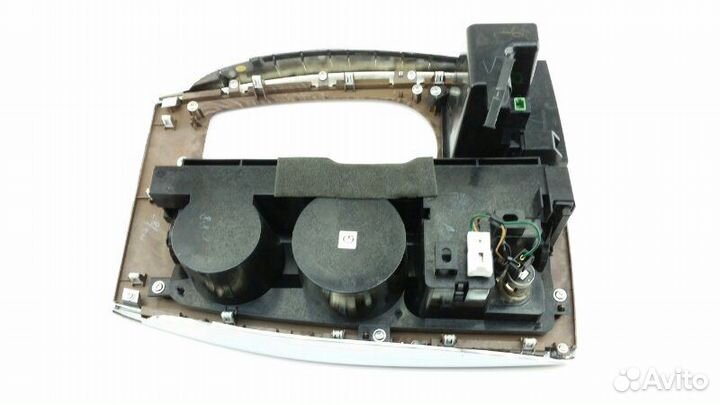 Подстаканник Nissan Patrol Y62 VK56VD 2011