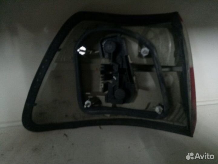 Фонарь задний правый Opel Omega B седан 2002