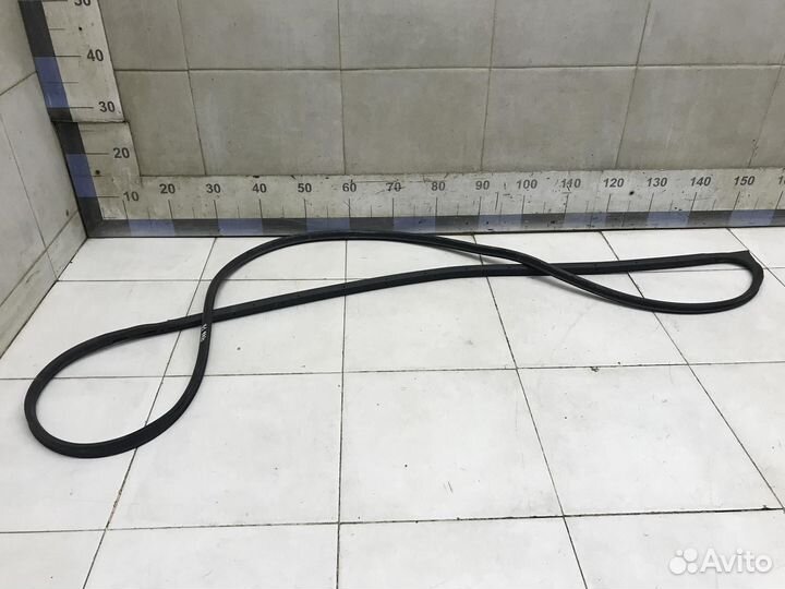 Уплотнитель (внутри) SX4 2006-2013