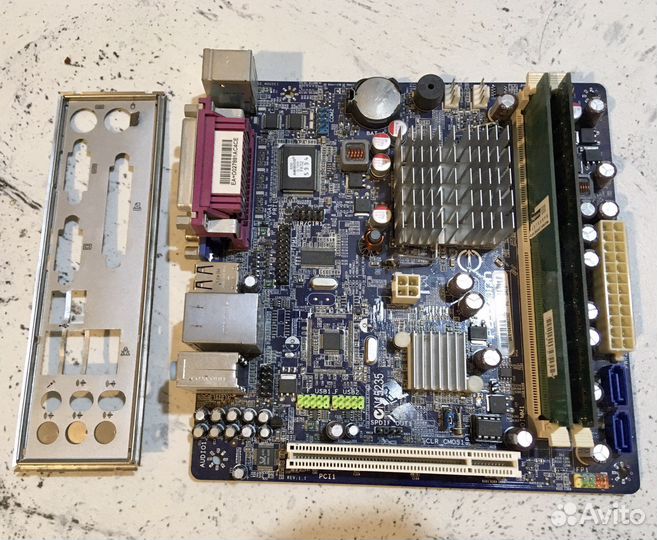 Материнская плата Foxconn D42S