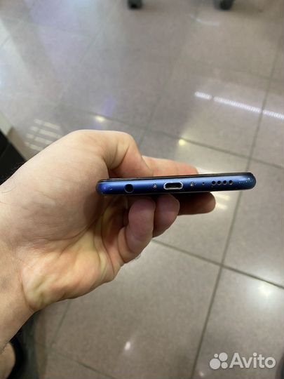 HONOR 7X, 4/64 ГБ