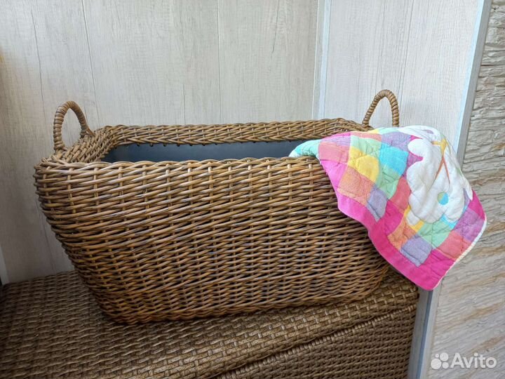 Корзина из ротанга