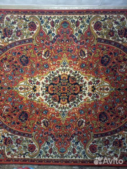 Ковер шерстяной