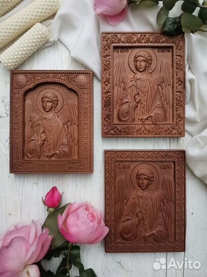 Резные иконы из дерева