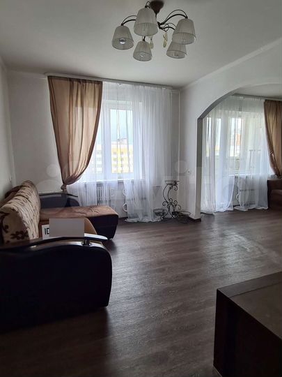 2-к. квартира, 71,2 м², 10/10 эт.