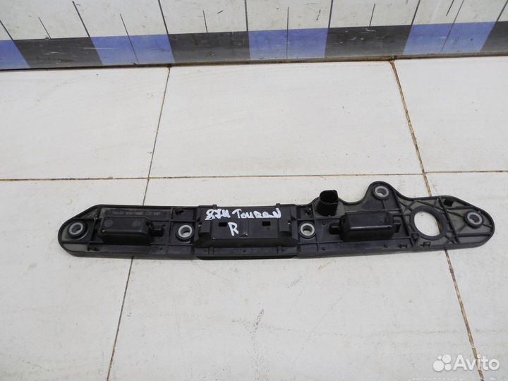 Ручка открывания багажника Touran 2003-2010