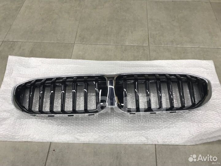 Решетка радиатора BMW G20