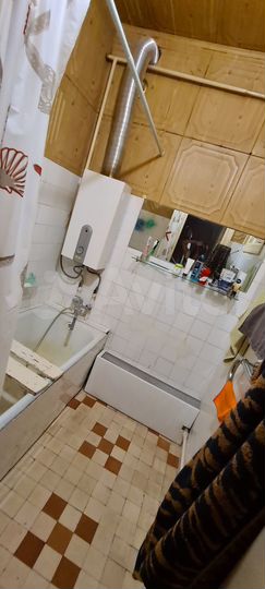 Доля в 2-к. квартире, 67,6 м², 3/6 эт.