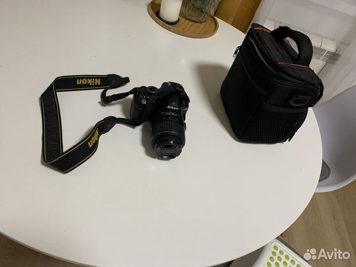 Зеркальная фотокамера Nikon D3100