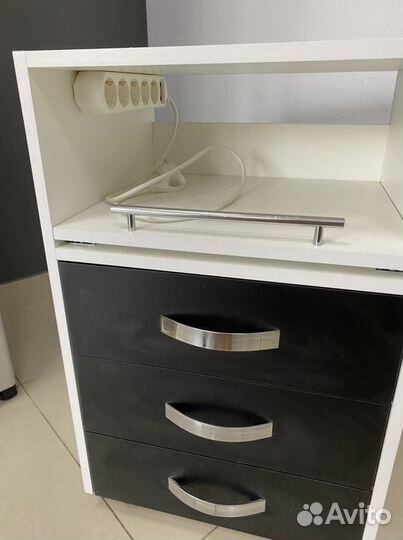 Тумба педикюрная, маникюрная,косметологическая