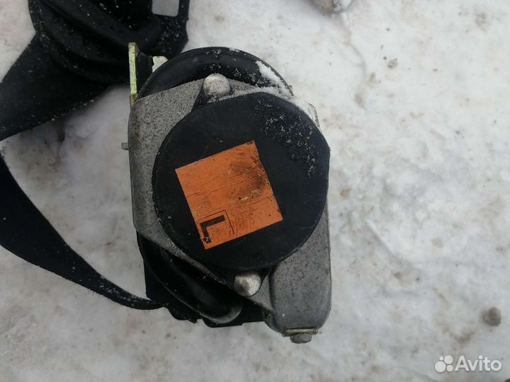 Ремень безопасности водителя ауди а4б5