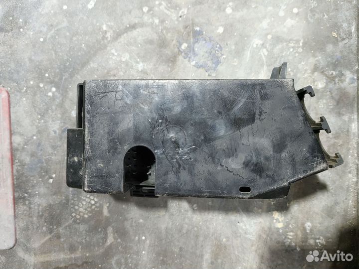 Блок предохранителей Kia Magentis 1 912203C100