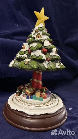 Новогодняя композиция музыкальная,елка,дед мороз