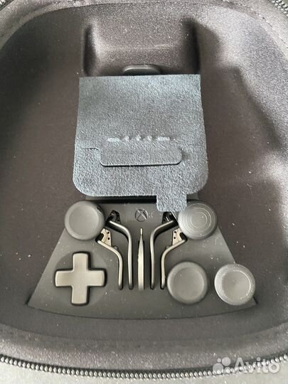 Геймпад Xbox Elite Series 2. На гарантии