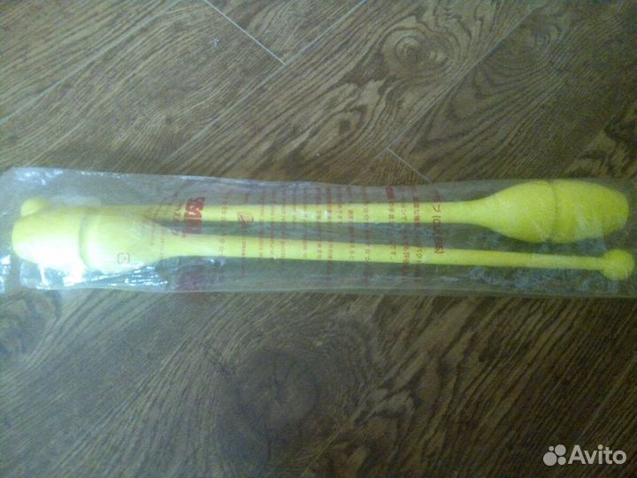 Продам булавы, новые, 45см.Sasaki, пластмассовые