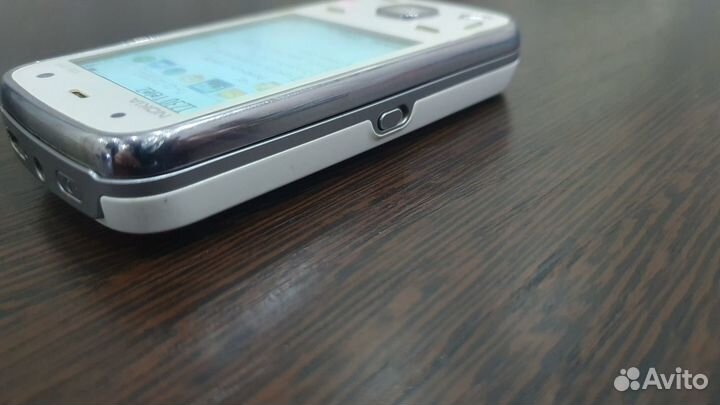 Nokia N86 8MP, 8 ГБ