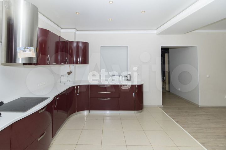 4-к. квартира, 102 м², 1/10 эт.