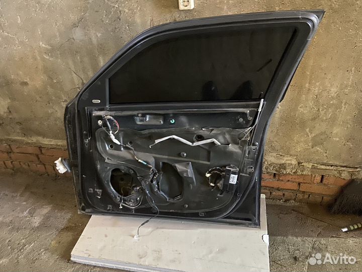 Двери chrysler 300с