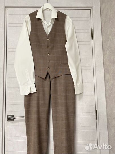 Костюм мужской