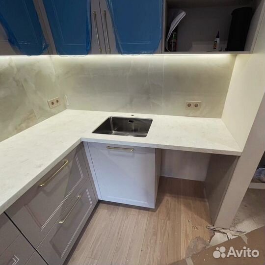 Столешница из камня (кварц, акрил)