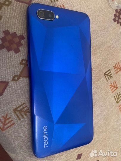 Телефон realme c2