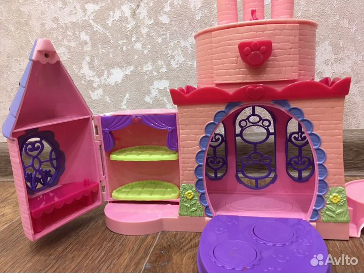 Игрушечный замок