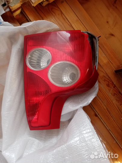 Фонарь задний левый volvo xc90