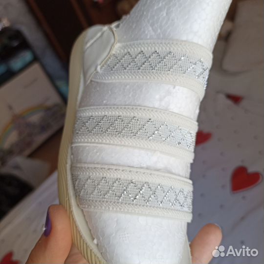 Сандалии для девочки