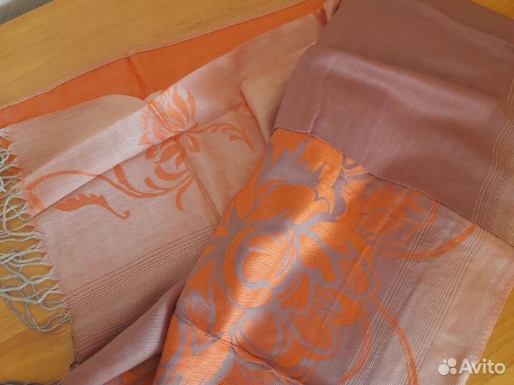 Шарфы и палантины