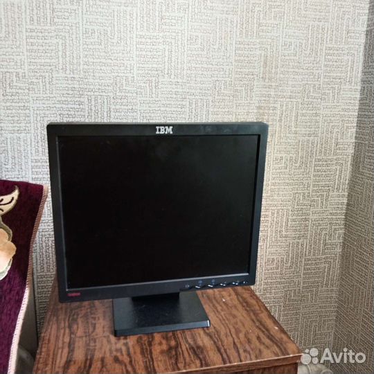 Монитор для компьютера бу