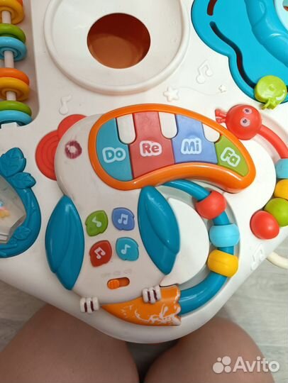 Детский столик бизиборд