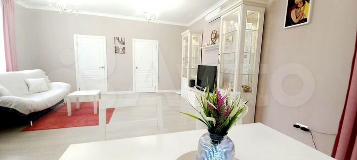 Гостиница, 320 м²