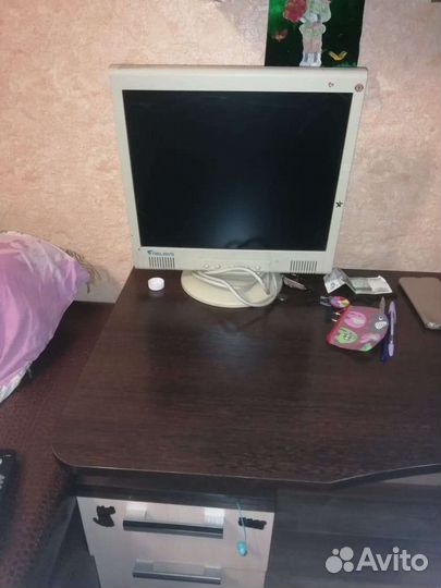 Продам манитор